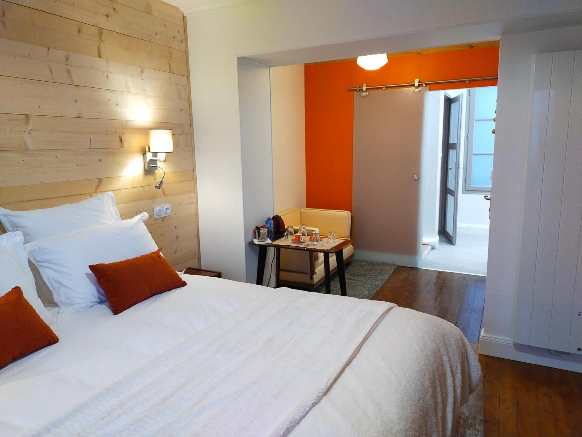 Les Balcons Sur La Loire Bed and Breakfast Chalonnes-sur-Loire Exteriör bild